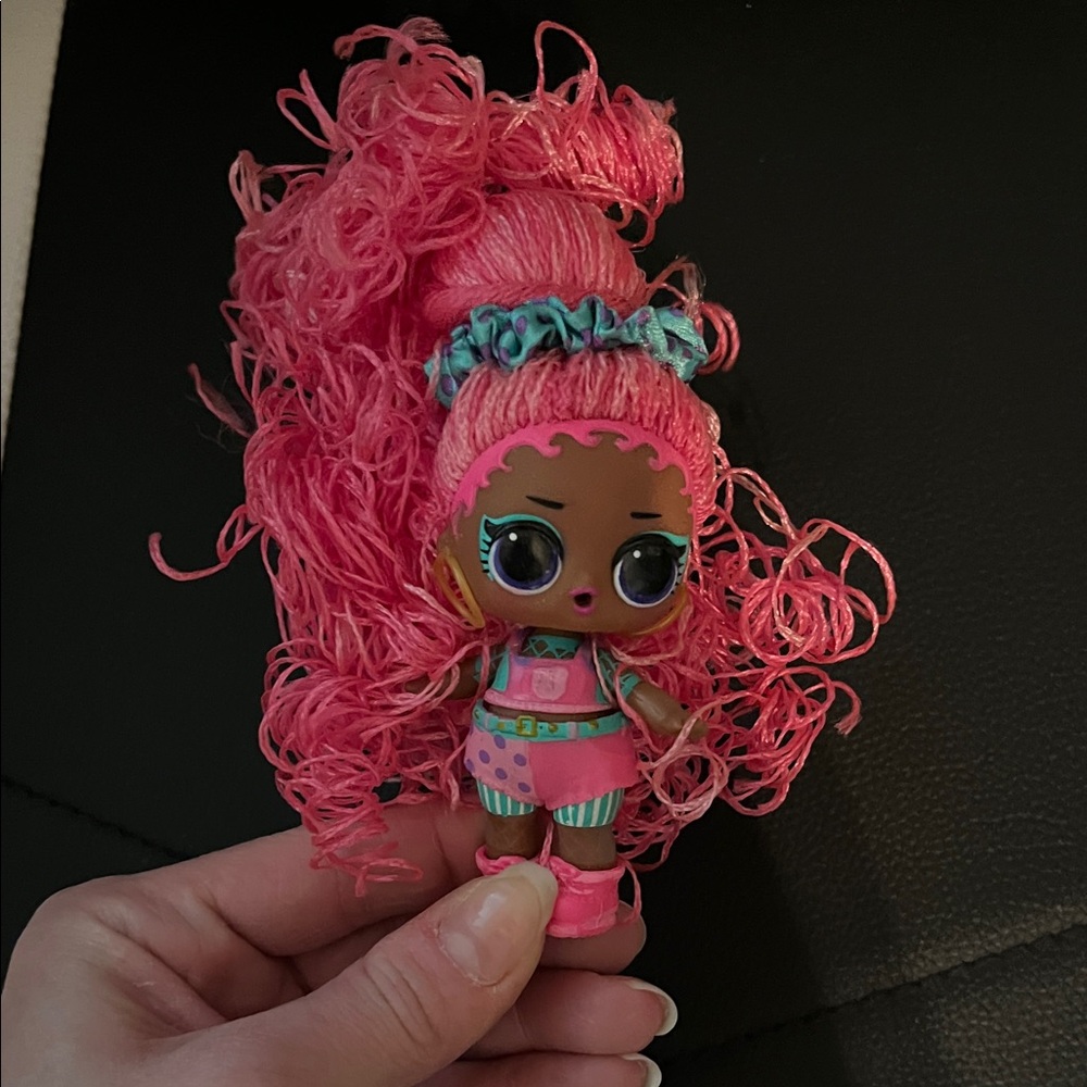 LOL Surprise Doll - Remix Hairflip Series Pink Hair Tropical Outfit
